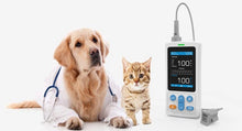 Cargar imagen en el visor de la galería, Hot Sale Veterinary UPM50V Handheld Oximeter Vet Pulse Oximeter